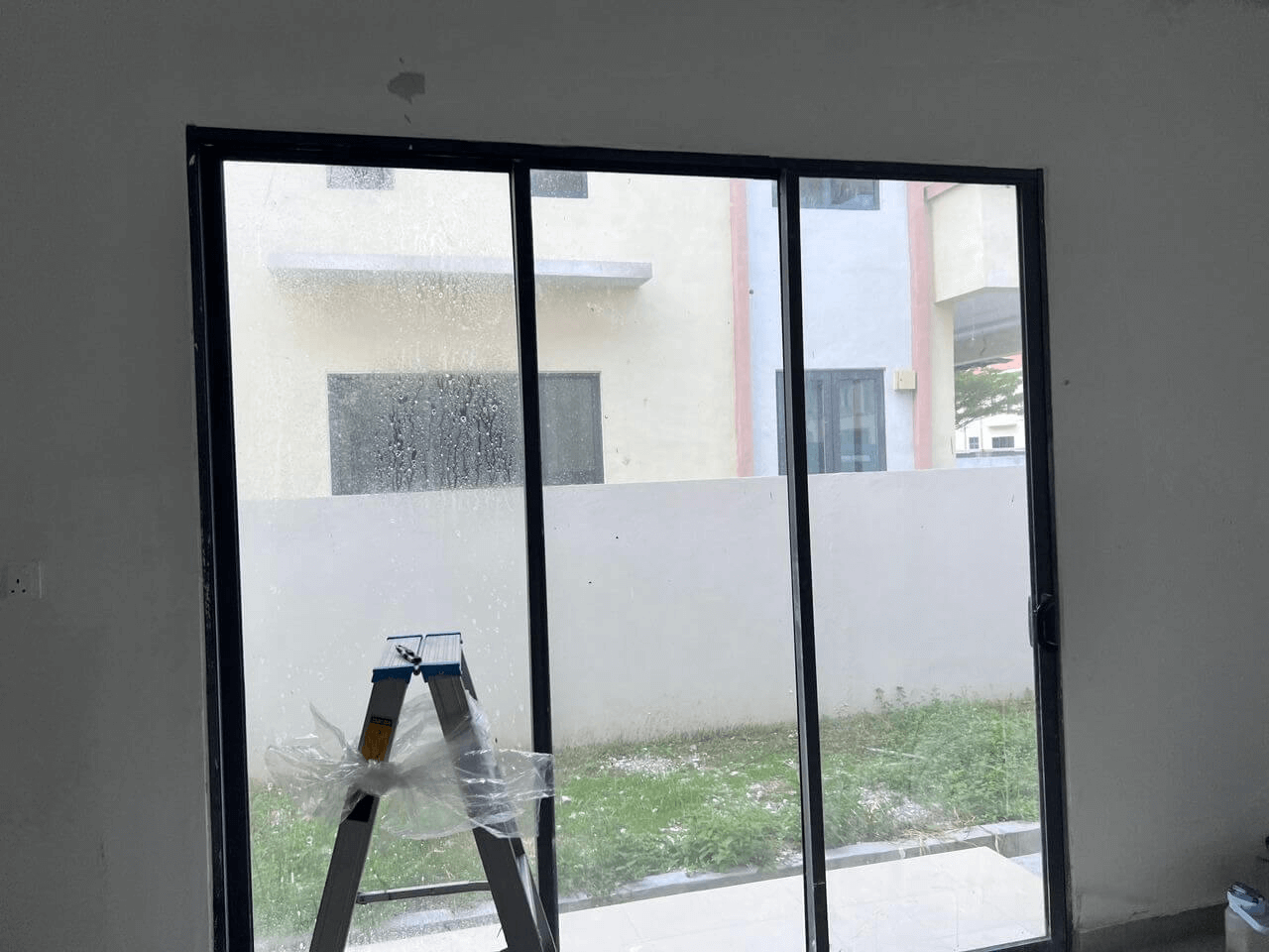 THE BEST EXPERT ADVISE HOUSE TINTED TAMAN SENTOSA