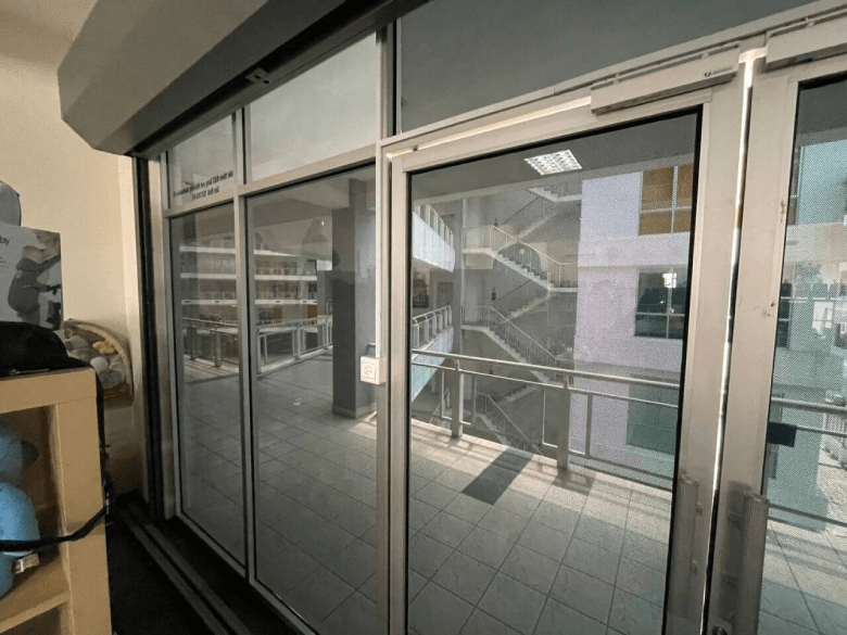 THE BEST FIND OUT GREAT TINTED BUILDING BANDAR PUTERA 2