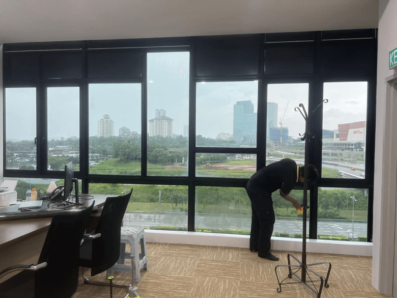 THE BEST FACTOR TO CONSIDER TINTED OFFICE PENDAMARAN