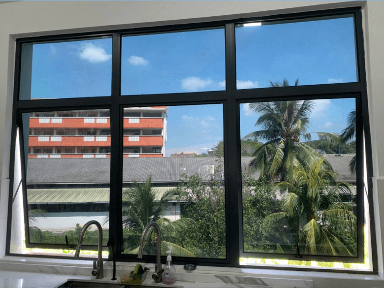 THE BEST FIND OUT HOUSE TINTED PULAU INDAH