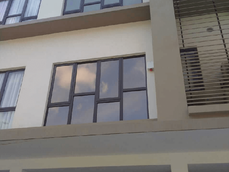 THE BEST QUALITY TINTED HOUSE BUKIT TINGGI KLANG