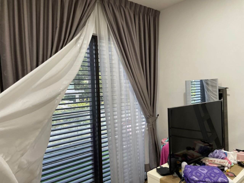 THE BEST EVER FINDING HOUSE TINTED AT MERU